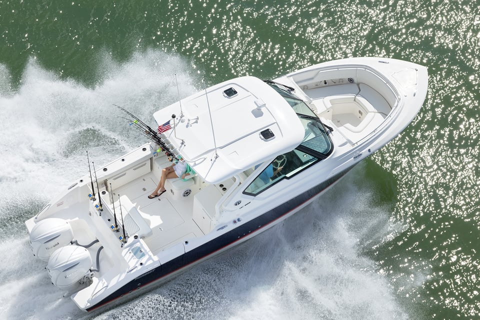 Pursuit DC326 Dual Console Boat