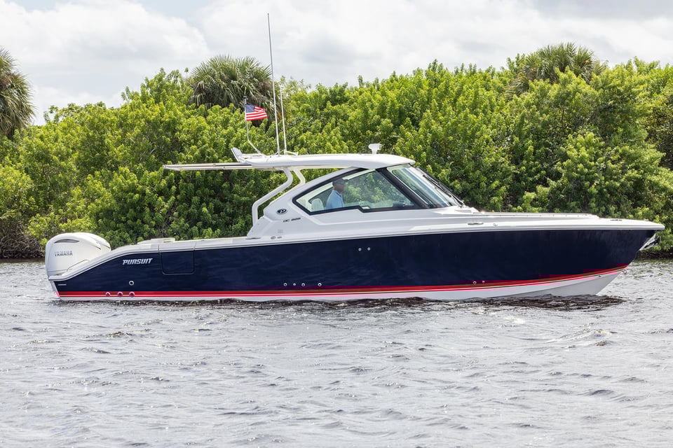 Pursuit DC 306 Dual Console Profile