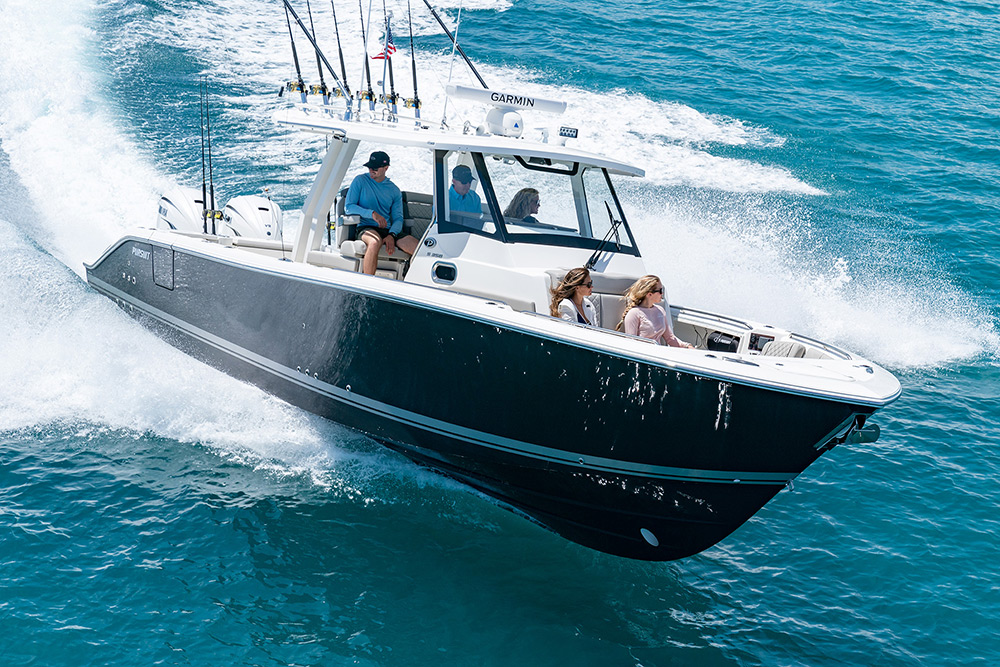 People enjoying the boating lifestyle om Pursuit Boats S 358 Sport Center Console Boat running offshore.