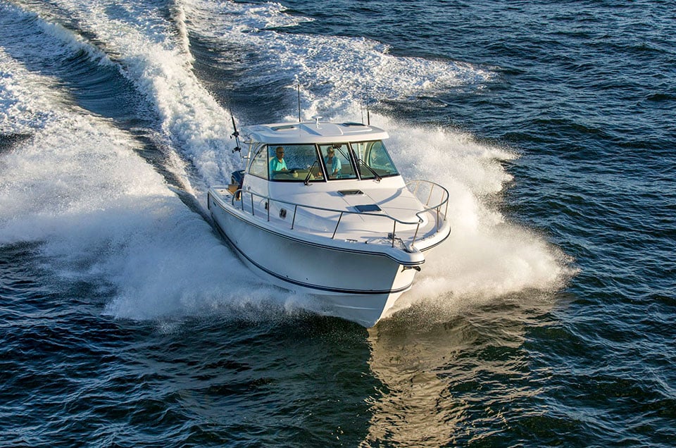 The OS 385 is a high-performance offshore fishing boat loaded with comfort features