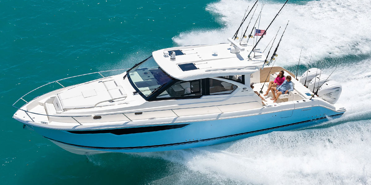 Pursuit OS 445 - Flagship of the Sport Series
